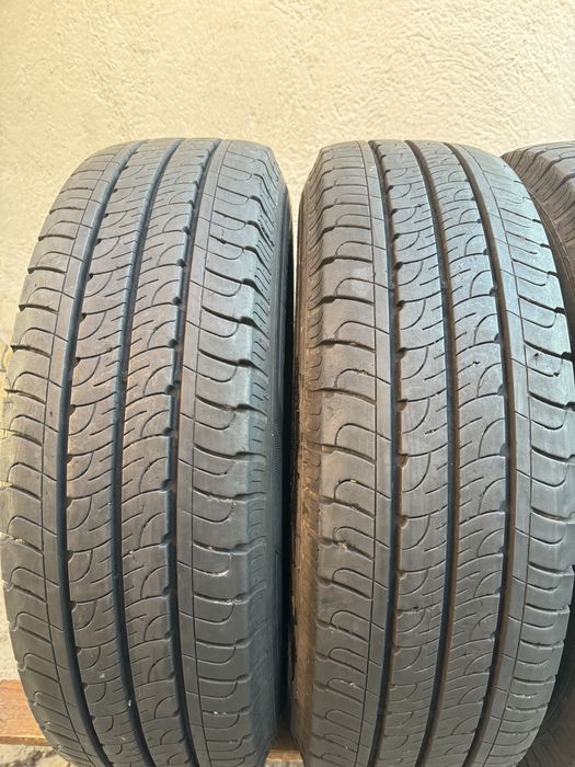 215 75 16C Goodyear