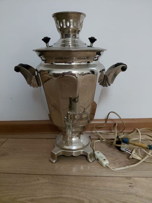 Продам электрический самовар в рабочем состоянии