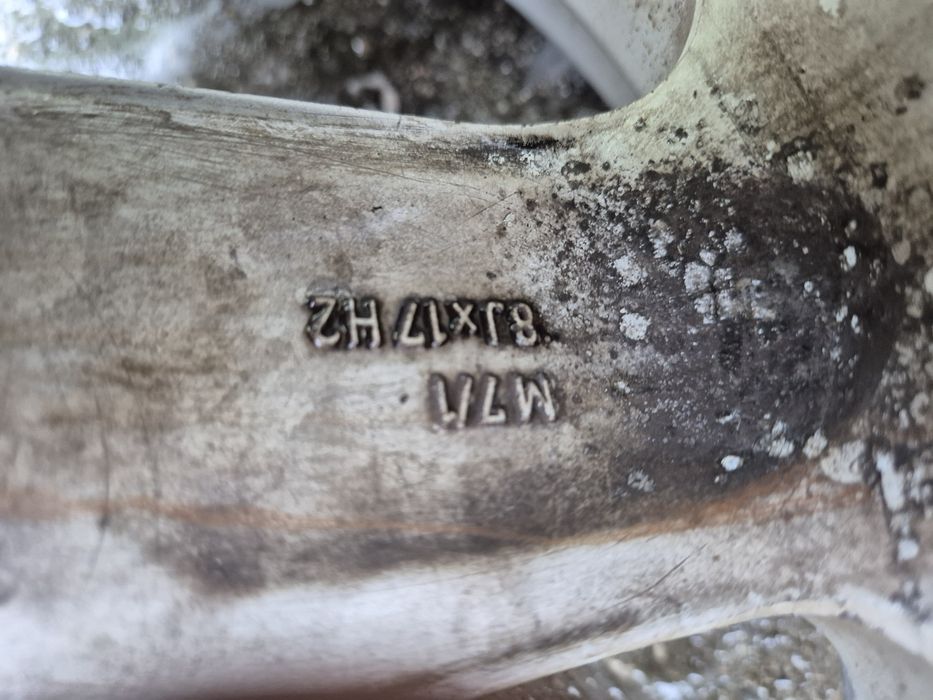 4бр алуминиеви джанти за БМВ Е46/ 8ж Х17/ ет 40/ 5Х 120/