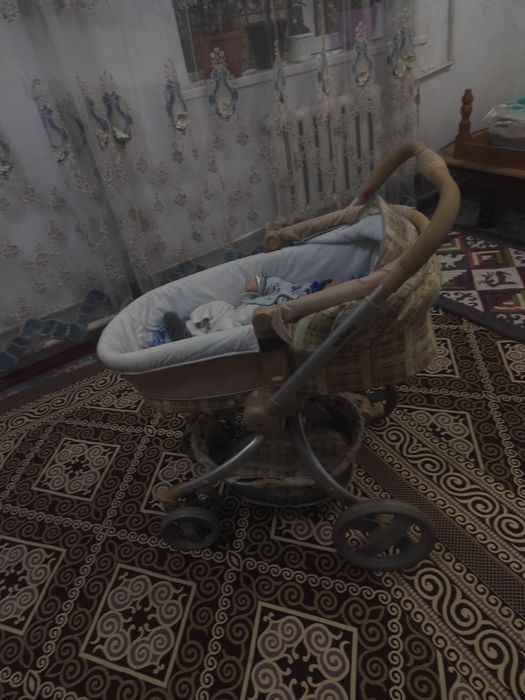 Коляска 10000тгт