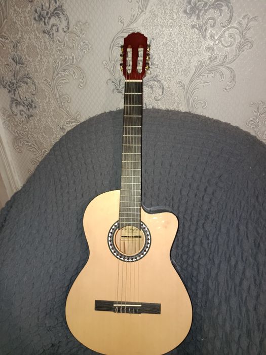 Классическая Гитара