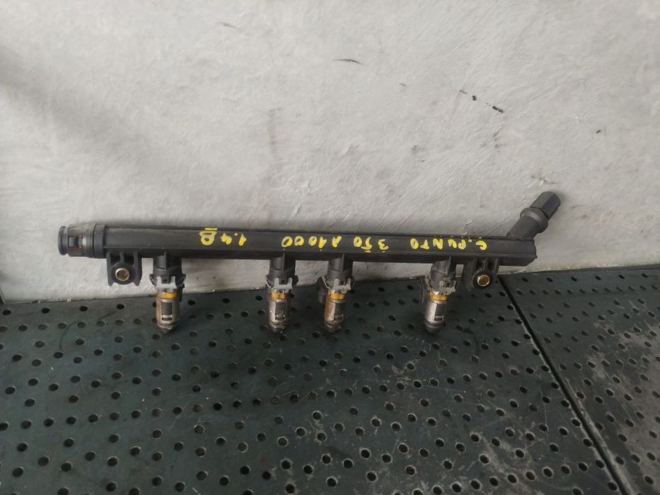 rampa cu injectoare 1.4 b 350a1000 fiat grande punto lancia musa