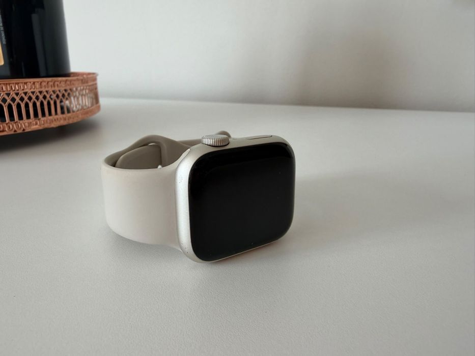 Apple Watch series 8- 40mm