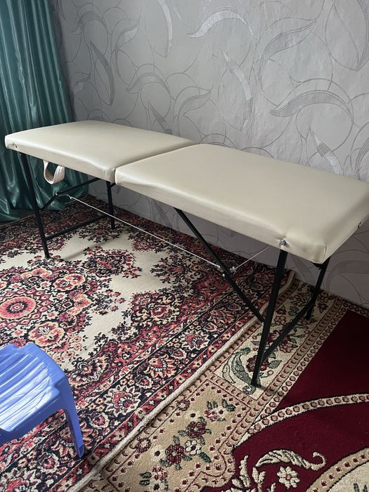 Продам кушетку чемодан б/у в отличном состоянии