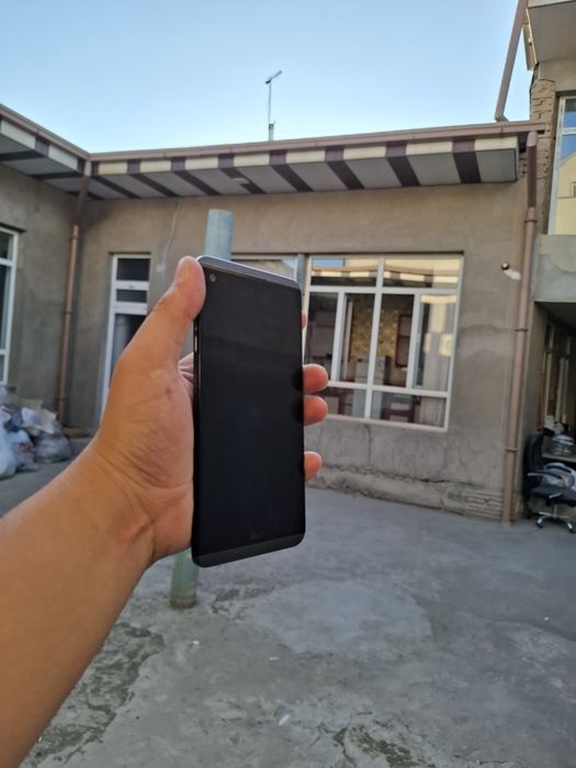 LG V20 // 128 gb