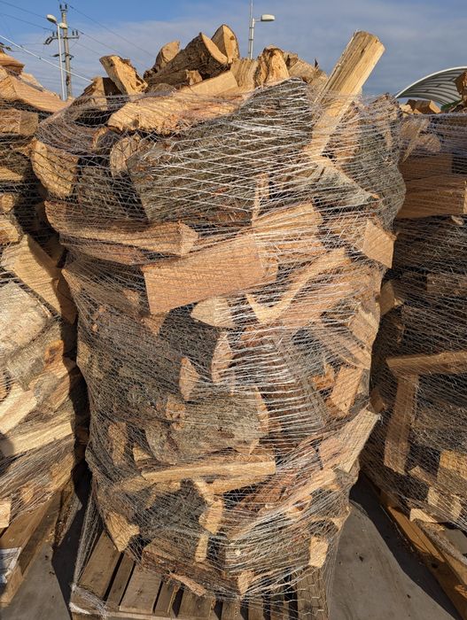 Lemn de foc si brichete de rumegus