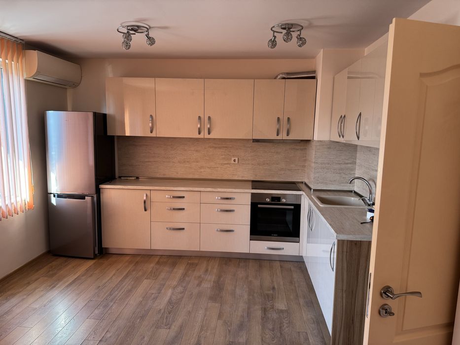 Двустаен апартамент