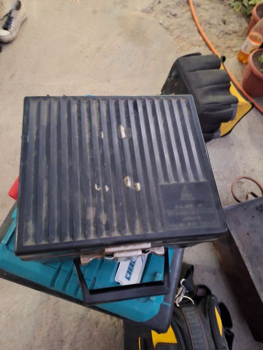 Набор гирь , лабораторные .