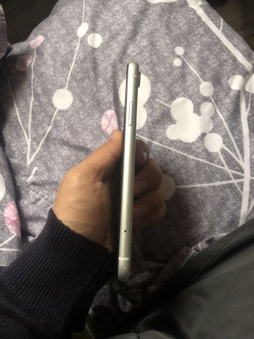 Айфон ХР 128ГБ XR