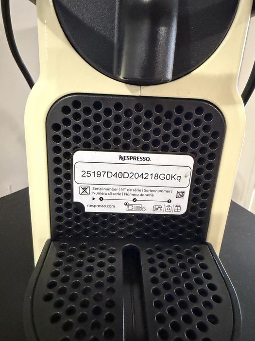 Кафемашина Nespresso Delonghi