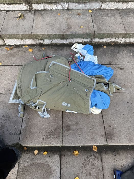 Продавам парашут