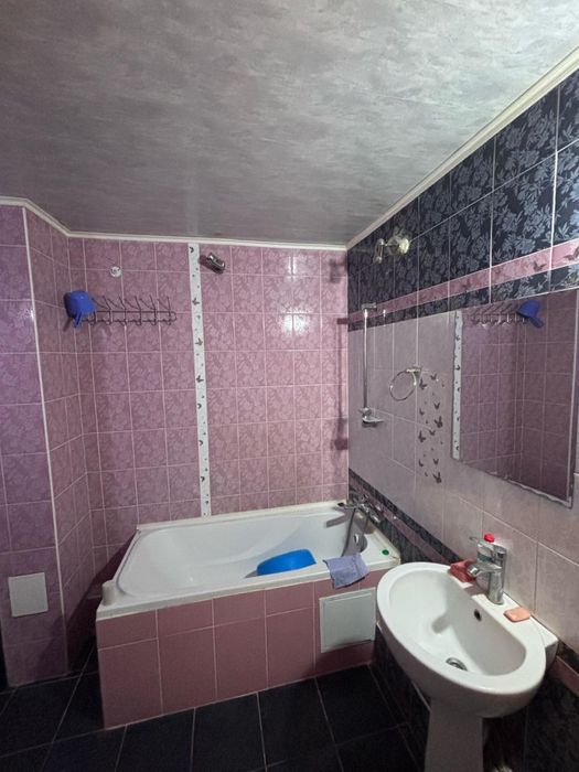 Продам 2 комнатную квартиру