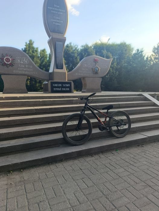 Продаю велик срочно