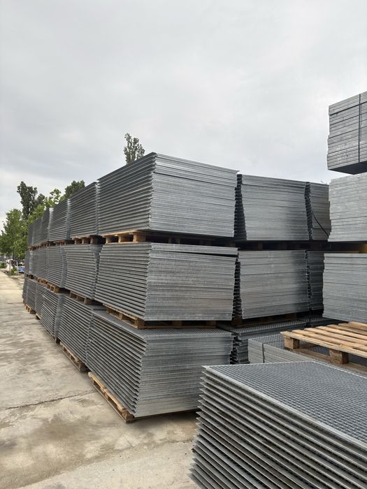 Gratare zincate galvanizate