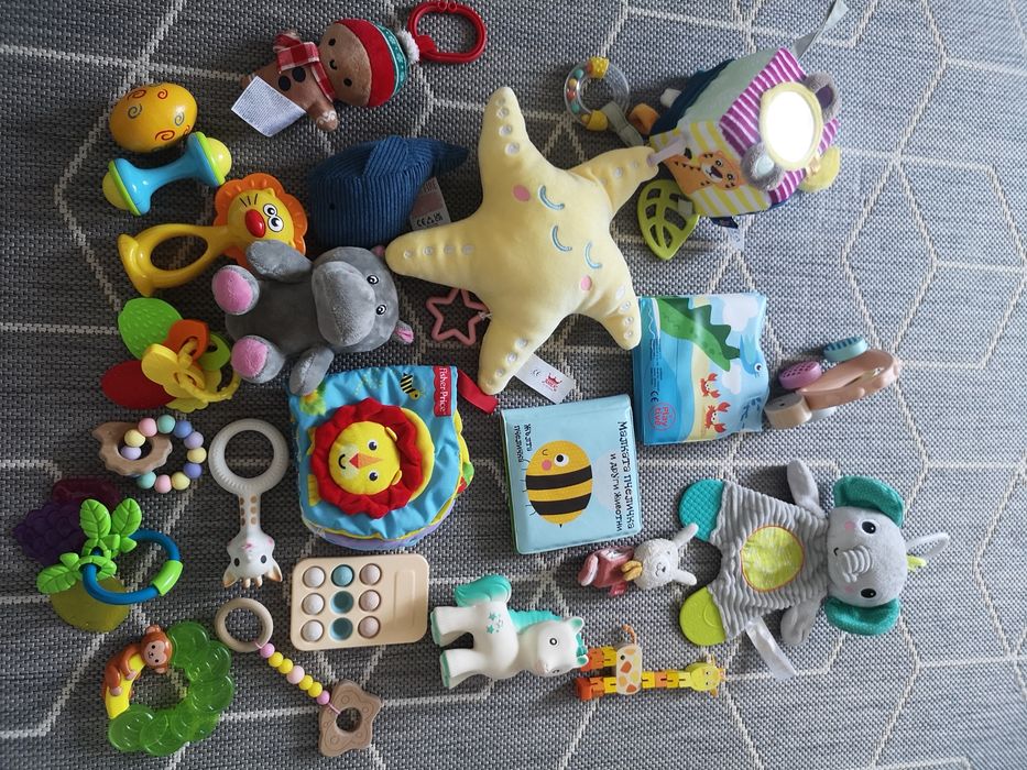 Лот бебешки играчки - Sophie Giraffe, Fischer price, fehn nature и др