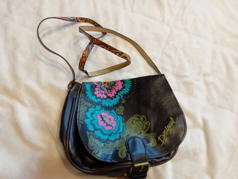 Desigual-дамска кожена чанта