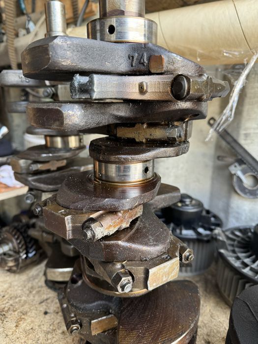 Коленвал Митсубиши Поджеро