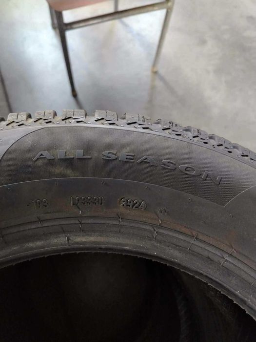 2бр.зимни гуми 175/65/15 Pirelli