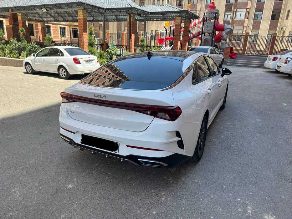 KIA           K5