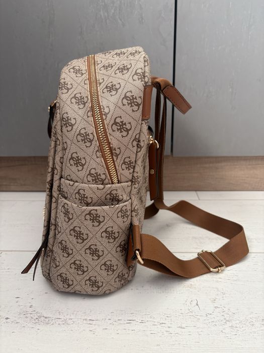 Дамска раница и портмоне