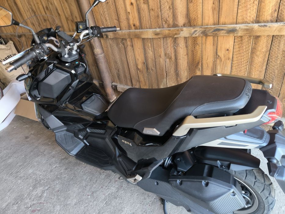 Vând sau schimb sym adx 125