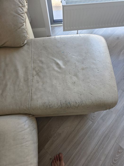 Диван кожанный раскладушка