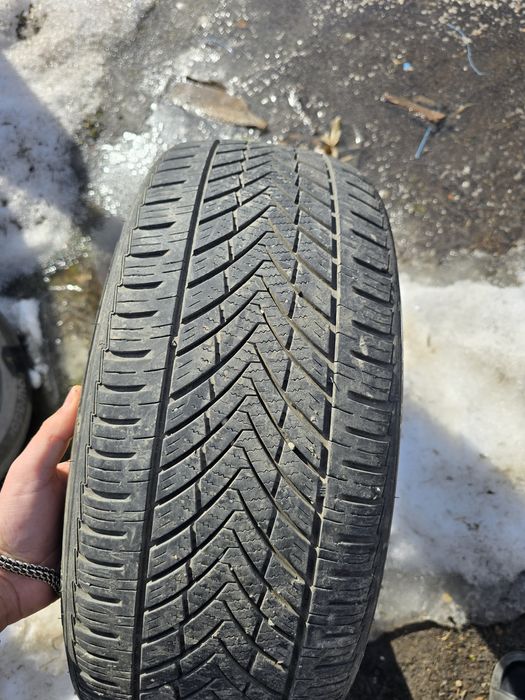 Продам резину 205/50 R16