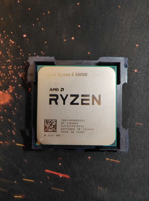 Procesor CPU AMD Ryzen 5 5600g cu iGPU Radeon Graphics Vega 7 -  AM4