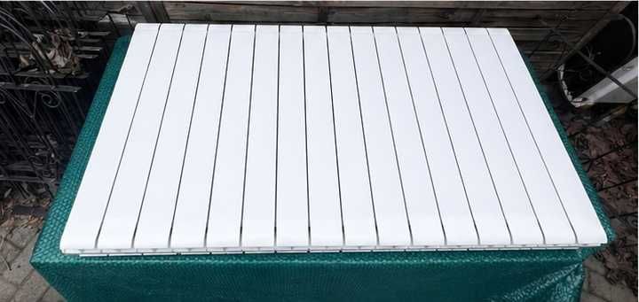 Calorifere italienesti aluminiu TITAN BAGNO, h=44-65 cm