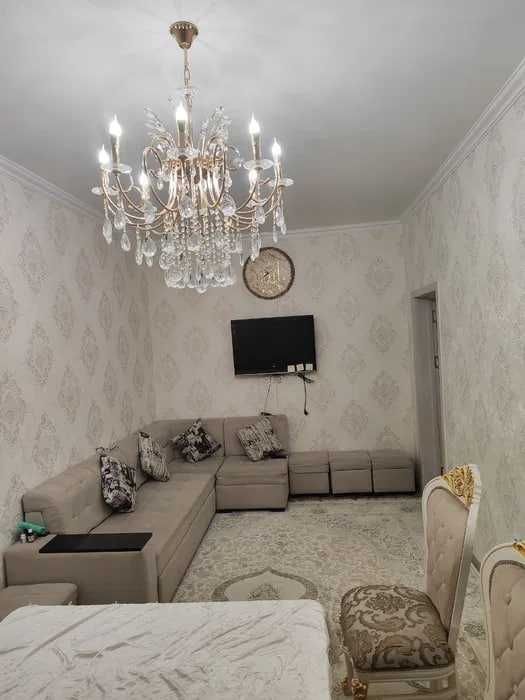 Продается светлая 2 комнатная квартира