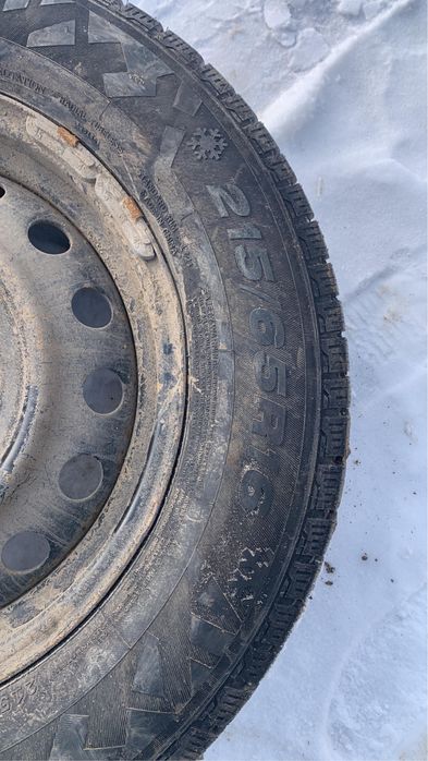 Пррдам шины почти новые