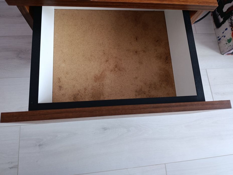 Нощно шкафче и етажерка