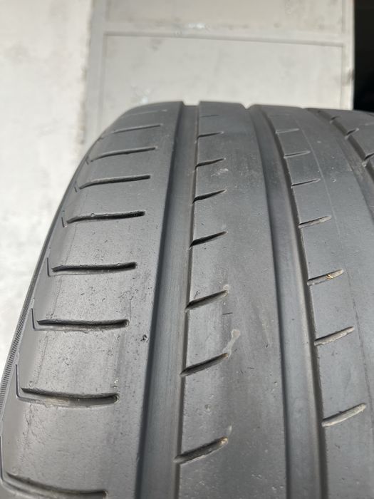 2 бр. летни гуми 305/35/23 Yokohama DOT 0418 5,5 mm