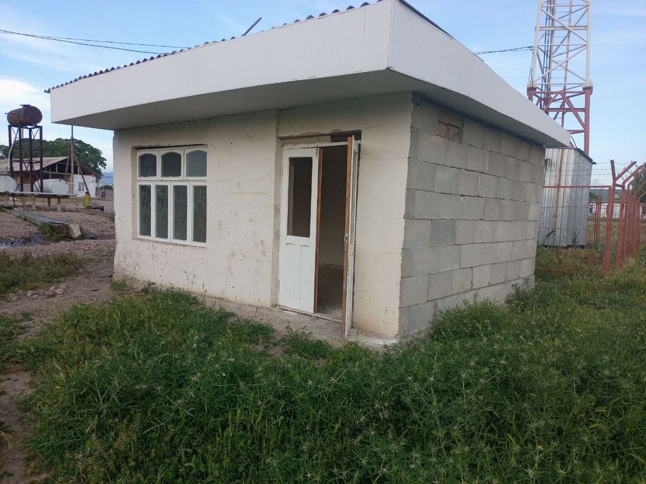 Noturar joy sotiladi