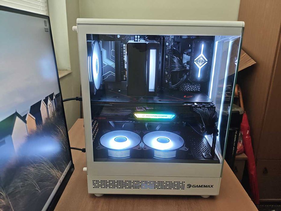 Геймърски компютър, Ryzen 9600x, 32gb Ddr5, RX 6800XT 16gb, 1tb Nvme, 850W