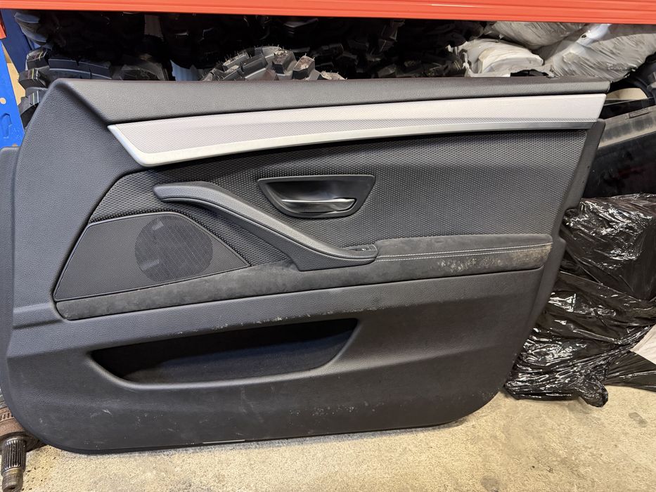 Рекаро салон алкантара за BMW F11 Facelift LCI