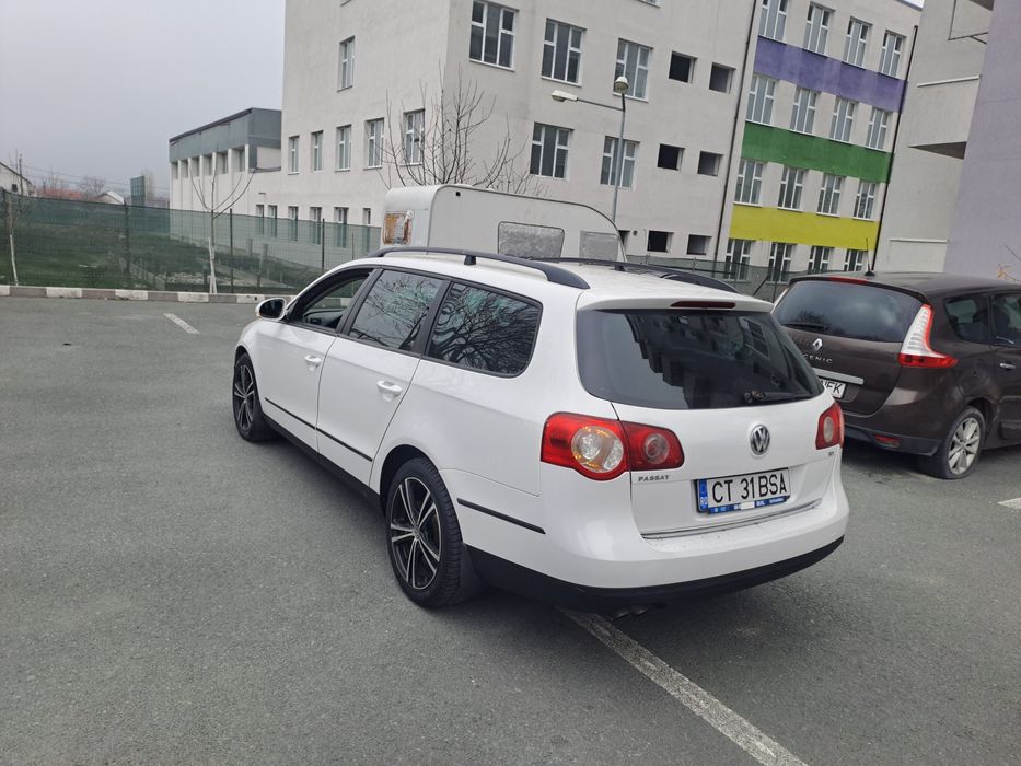 Vând vw Passat b6 an 2008 motor 2.0tdi 140cai Bmp întreținut Acte vall