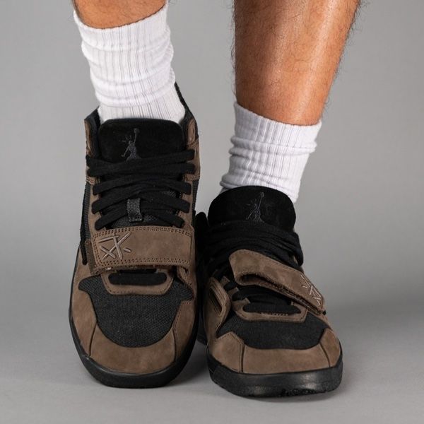 Air Jordan Jumpman Jack TR Travis Scott Dark Mocha sneakers.