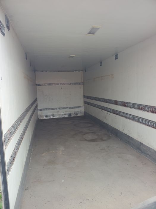 Caroserie cub depozitare