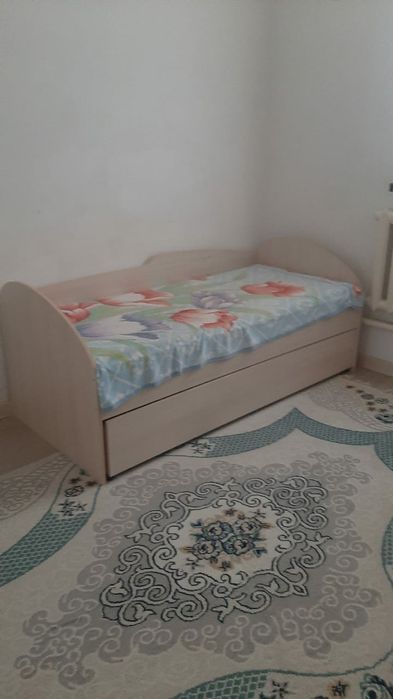 Детский мебель, диван