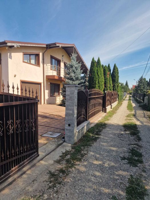 Casa de vanzare in Gheraiesti/Bacau la 2 km de oras