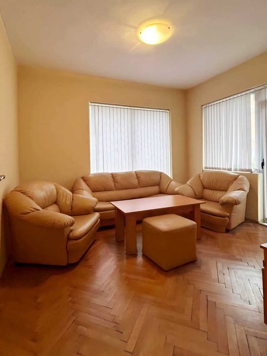 ЕРА МАКС отдава помещение под наем в Центъра