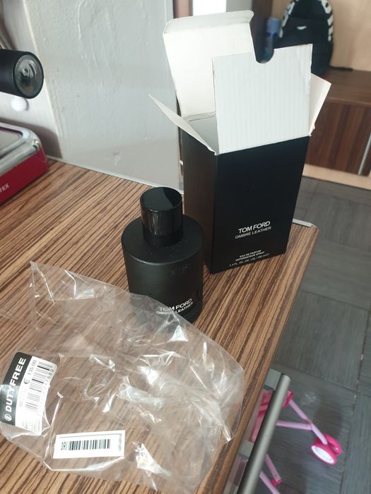 Tom ford parfum nou doar desigilat