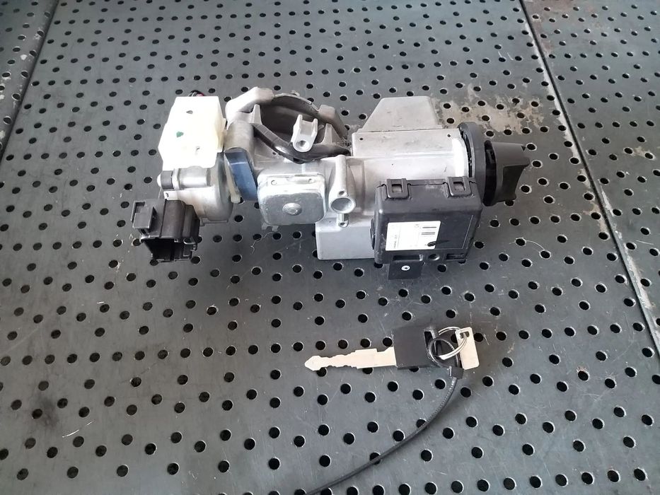 Contact auto cu cheie suzuki swift 3 mz ez 3397062j10db 5wk49183