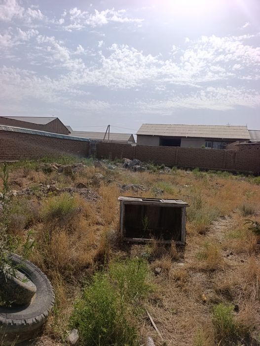 Hovli uchun barcha hujjatlarga ega joy sotiladi
