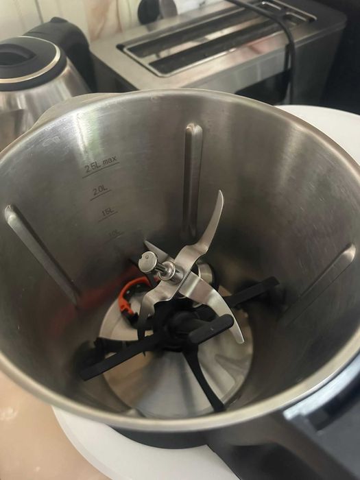 Robot bucatarie TAURUS