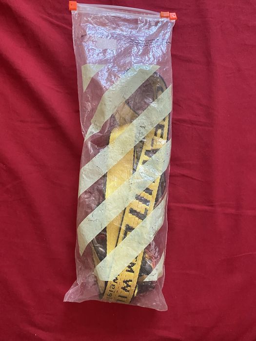 Curea off white galbena