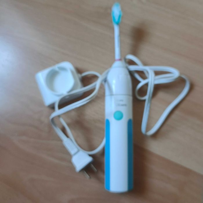 Зубная щётка Phillips sonicare