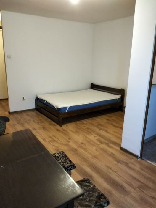 Închiriez garsonieră, Dragoș Vodă 6B, Baia Mare