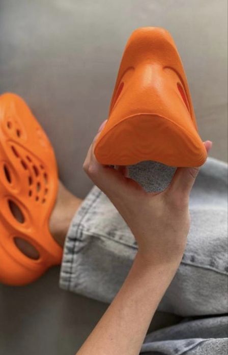 Yeezy boots тапки